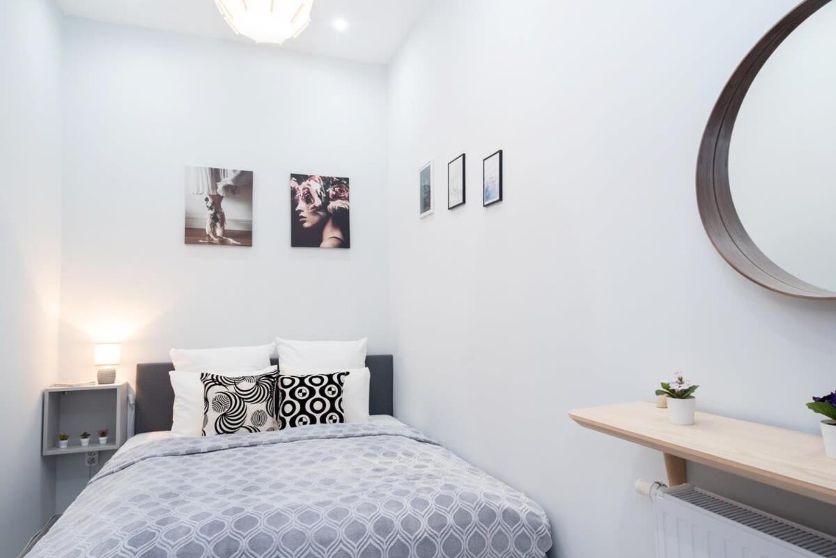 New Spacious Apartment At Superb Location Budapeste Exterior foto