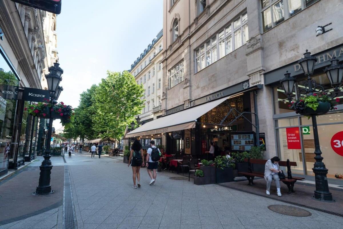 New Spacious Apartment At Superb Location Budapeste Exterior foto