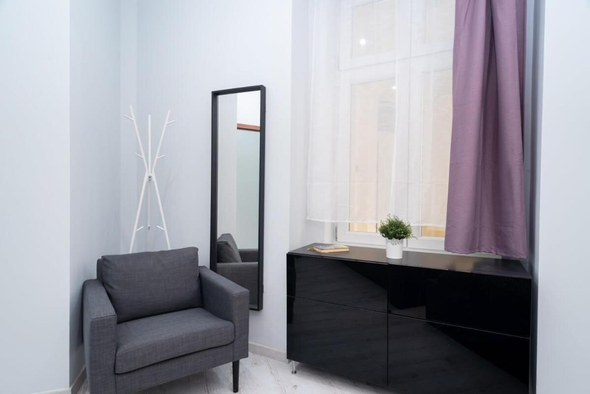 New Spacious Apartment At Superb Location Budapeste Exterior foto
