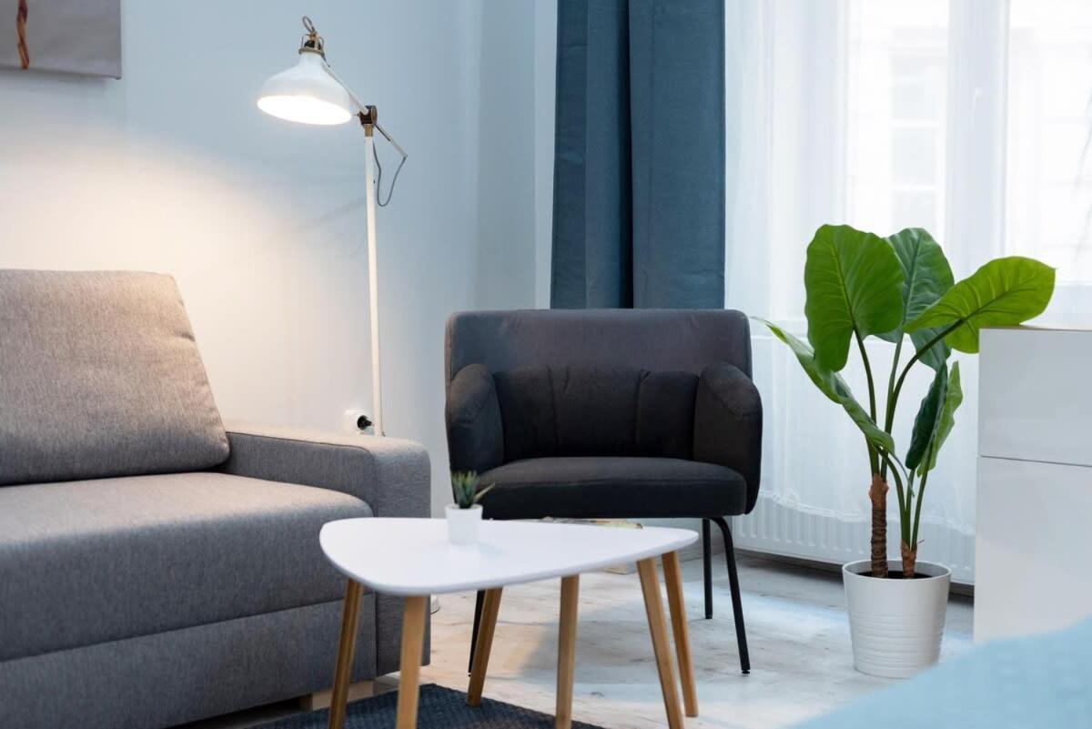 New Spacious Apartment At Superb Location Budapeste Exterior foto