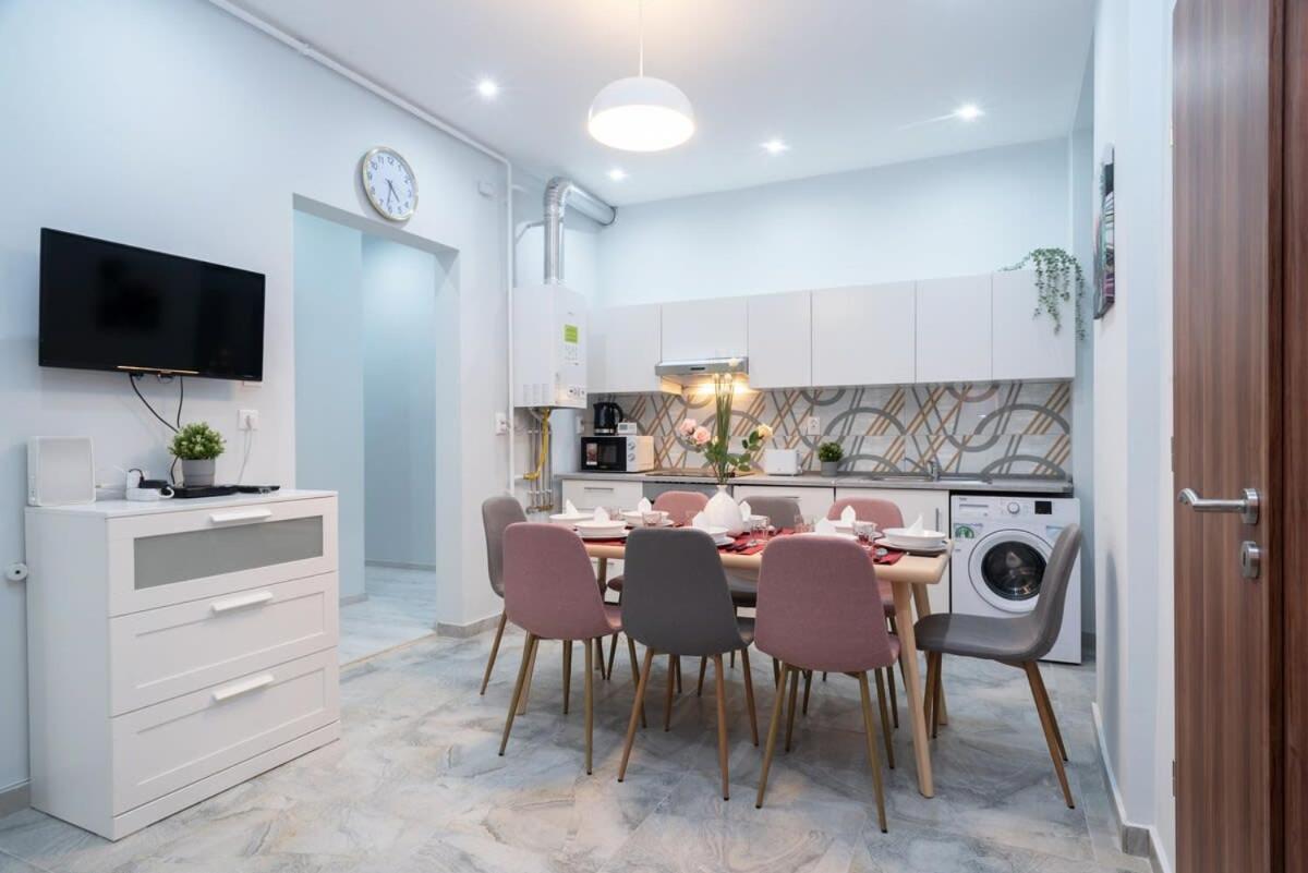 New Spacious Apartment At Superb Location Budapeste Exterior foto
